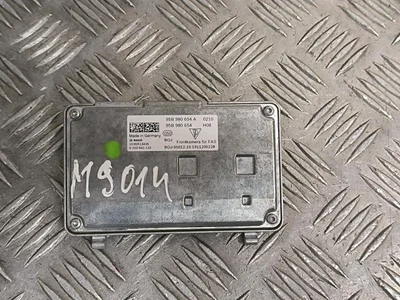 Porsche 95B 980 654 A, 95B 980 654 / 95B980654A, 95B980654 MACAN (95B) 2019 Kamera szyba przednia - Zdjęcie 1