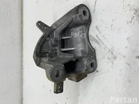 Ford H1BG7M125AB Puma 2020 Скоба