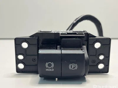 Toyota 75K816 COROLLA (E210) Estate 2019 Bouton de frein de stationnement électromécanique - Image 1