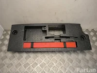 MG MG4 Trophy 2024 Įrankių dėžė