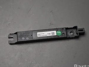 Hyundai 95460N7100 Tucson (NX4) 2021 Amplificateur d'antenne