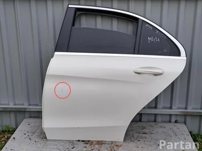 Mercedes-Benz C-CLASS (W205) 2015 Puerta izquierda Left Rear - Imagen 1
