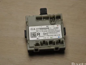 Mercedes-Benz A1779005509 EQA 2021 Unité de commande pour porte Right Rear