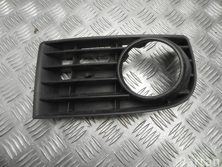 VW 1K0 853 666 B / 1K0853666B GOLF V (1K1) 2005 Grill