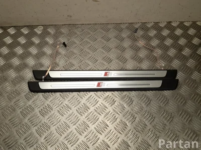 Audi 8W0947418A, 8W0947417A A5 (F53) 2020 Durų slenksčio apdaila komplektas - Paveiksliukas 1