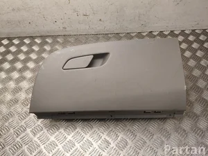 Maxus C00076766-D070, C00076766-A126 / C00076766D070, C00076766A126 Deliver 9 2024 Glove box