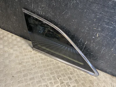 Kia 87810-J7600 / 87810J7600 CEE'D sportwagon (CD) 2024 Vitre latérale fixe Left Rear - Image 1