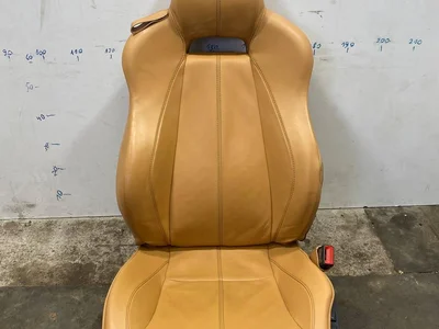 Aston Martin Vantage Coupe 2009 Siège passager - Image 1