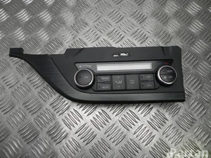 Toyota 55900-02420 / 5590002420 AURIS TOURING SPORTS (_E18_) 2014 Contrôle automatique de la climatisation