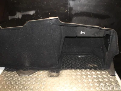 Audi 4D0863880B A8 (4D2, 4D8) 2002 Rembourrage de coffre - Image 1