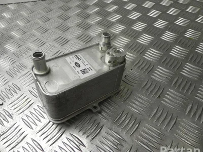 Jaguar J9D3-8D300-AA / J9D38D300AA I-PACE 2019 Refroidisseur d'huile - Image 1