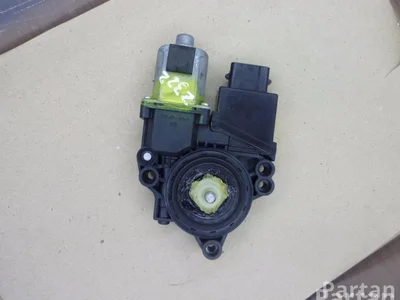 Kia 82460-A2010 / 82460A2010 CEE'D (JD) 2013 Moteur de lève-vitre Right Front - Image 1