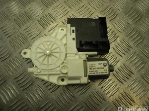 Volkswagen 1K5 837 402 AS / 1K5837402AS GOLF VI Variant (AJ5) 2010 Moteur de lève-vitre