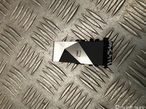 Citroën 9817778577 DS7 CROSSBACK 2021 Bouton de lève-vitre