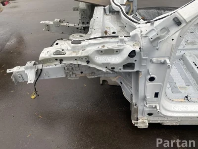 Polestar 4 2025 Cuarto cuerpo del coche Left Front - Imagen 1