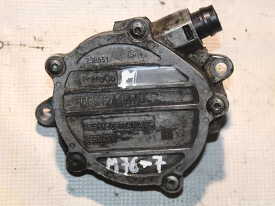 Volvo 6G9N2A451AG XC60 2012 Pompe à vacuum - Image 1