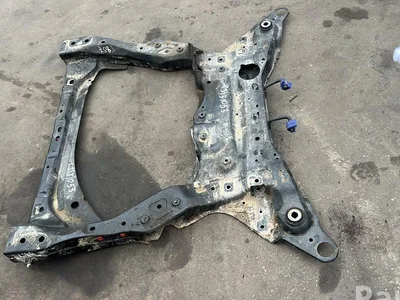 Volvo 32268633 XC90 II 2016 cross member Front - Image 1