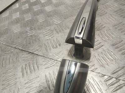 Jaguar AW93224A44A, AW9322400 XJ (X351) 2012 Poignée de porte Right Rear - Image 1