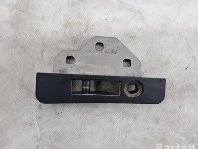 BMW 7261722 3 Convertible (E93) 2011 Verrouiller l'attaquant - Image 1