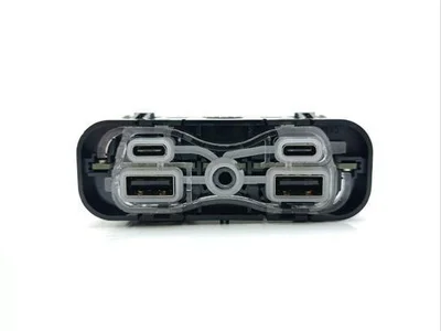 Jeep 68377882AD, P68377882AD GRAND CHEROKEE V (WL) 2022 Urządzenie wejściowe AUX USB - Zdjęcie 1