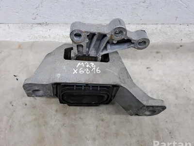 Ford Focus IV (HN) 2021 Support moteur - Image 1