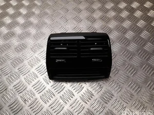 BMW 9330685 5 (G30) 2018 Évent