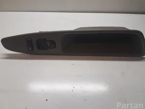 Volvo 30638705 V40 Estate (VW) 2004 Bouton de lève-vitre