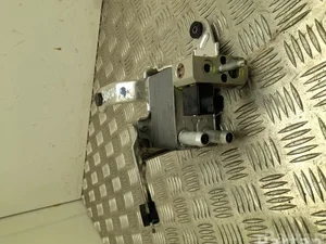 Ford USA LJ9H-10C708-AE / LJ9H10C708AE Mustang Mach-E 2022 Séchoir