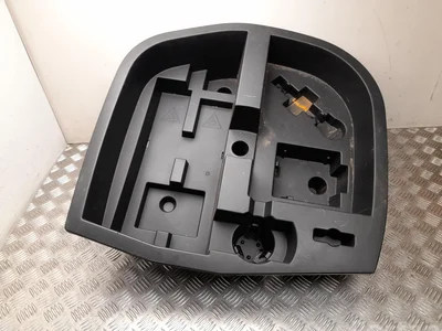 Nissan 84975 6PD0A / 849756PD0A JUKE (F16) 2020 Boîte à outils - Image 1