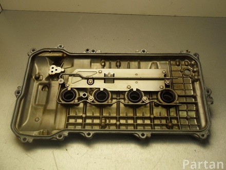 TOYOTA AURIS (_E15_) 2011 Cylinder head cover