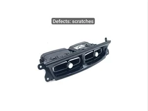 Aston Martin MY83-11787-BB / MY8311787BB DBX 2021 Dysza powietrzna Centralny