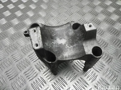 Mercedes-Benz A 646 078 01 61 / A6460780161 VITO / MIXTO Box (W639) 2010 Bracket - Image 1