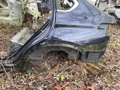 BMW X4 (F26) 2016 Quart de corps Left Rear - Image 1