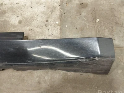 Maserati 080093500 GRAN TURISMO 2008 Garniture de seuil  right side - Image 1