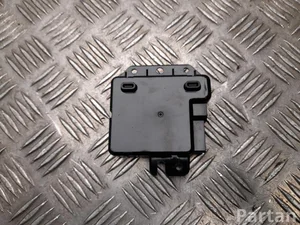 Tesla 1755200-00-B / 175520000B MODEL 3 2021 Eingabegerät USB