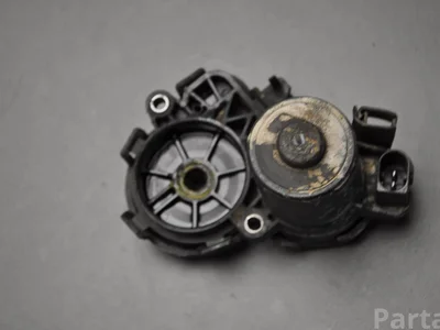 Mercedes-Benz A2054230200 KLASA C (W205) 2018 Zacisk hamulca z tyłu po prawej - Obraz 1