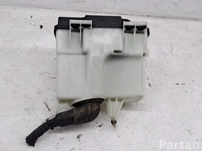 Mercedes-Benz A2059981301 C-CLASS (W205) 2015 Saugiklių dėžė - Paveiksliukas 1