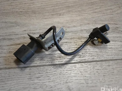 BMW 0281002477 3 (E90) 2006 Wał korbowy - Obraz 1