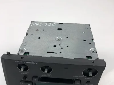 Volvo 8651152-1 / 86511521 V70 II (SW) 2007 Radio / lecteur CD - Image 1