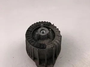 Mercedes-Benz A2042404817 E-CLASS (W212) 2012 Support moteur