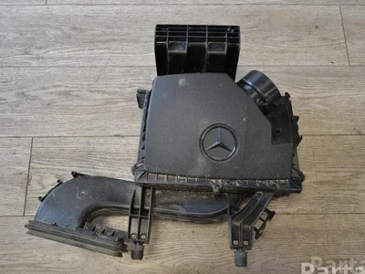 Mercedes-Benz A9075285800 Sprinter (907/910) 2021 Filtre à air / logement / Pièces - Image 1