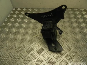Toyota AV-A3124 / AVA3124 YARIS (_P13_) 2013 Support moteur