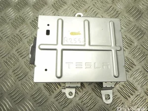 Tesla 1507152-01-B / 150715201B Model Y 2021 Amplificateur audio