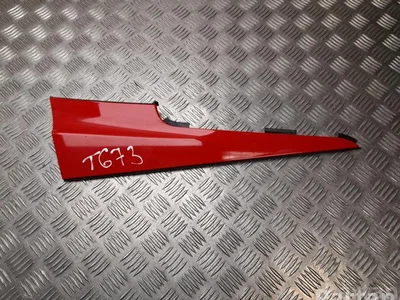 Jaguar J9D3-50462-AE / J9D350462AE I-PACE 2019 Garniture /moulage Right Rear - Image 1