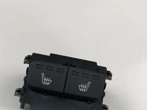 Volvo 31346786 XC60 II (246) 2020 Switch for seat heating