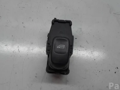 Volvo 9472275, 01W191 V70 II (SW) 2001 Bouton de lève-vitre - Image 1