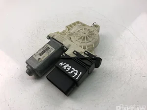 Volkswagen 1K0959703AG GOLF V (1K1) 2005 Moteur de lève-vitre