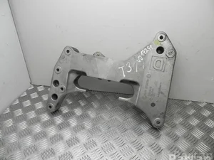 BMW 6861580 5 (G30) 2018 Support