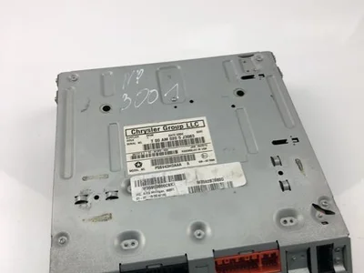 Chrysler P5SV43HDAAA GRAND VOYAGER V (RT) 2010 Ecran - Image 1