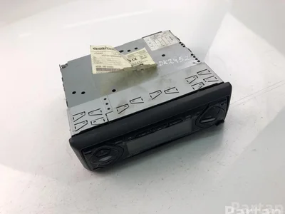 Audi E1022550 A4 (8D2, B5) 2001 Radio / lecteur CD - Image 1